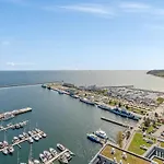 Venti Apartments - Sea Towers Sea View