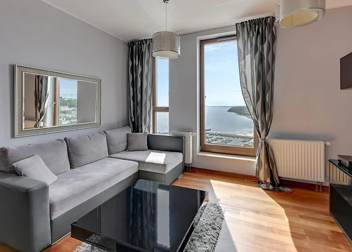 Venti Apartments - Sea Towers Sea View