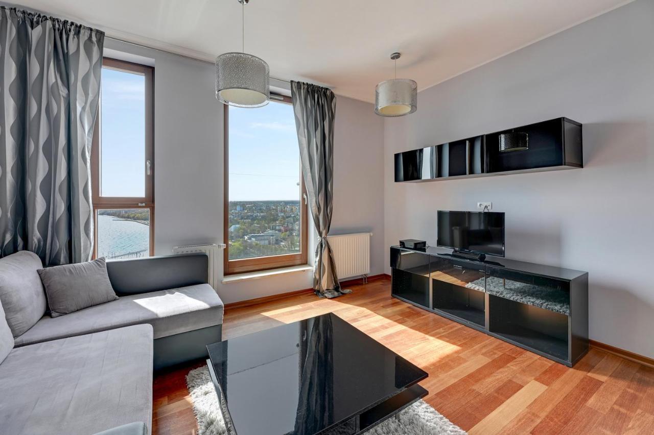 Venti - Sea Towers Sea View Apartment